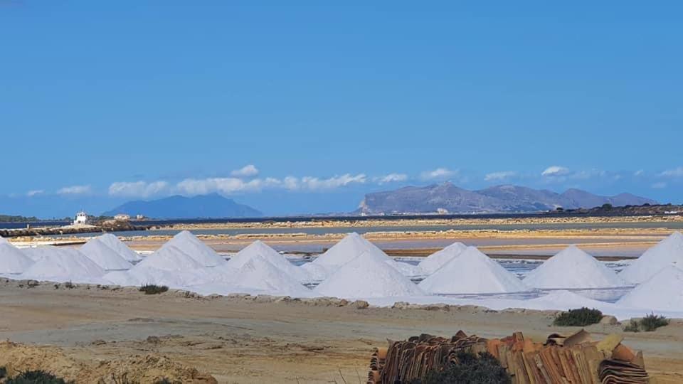 Maresol Villa Marsala Bagian luar foto