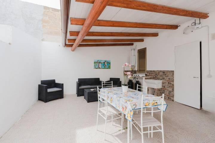 Maresol Villa Marsala Bagian luar foto